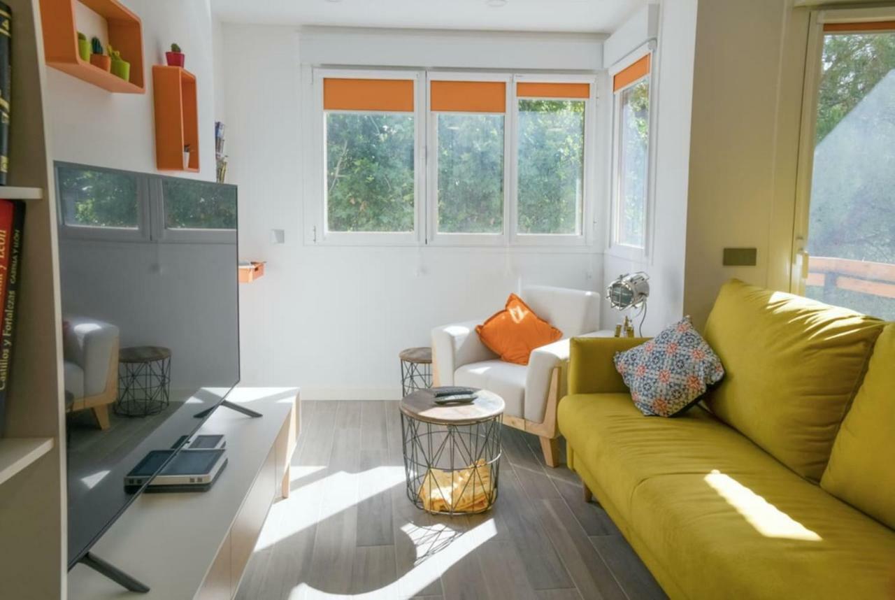 Universidad 4 Apartment *