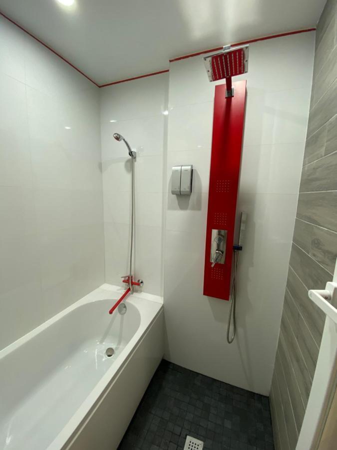 Apartment Universidad 4 *